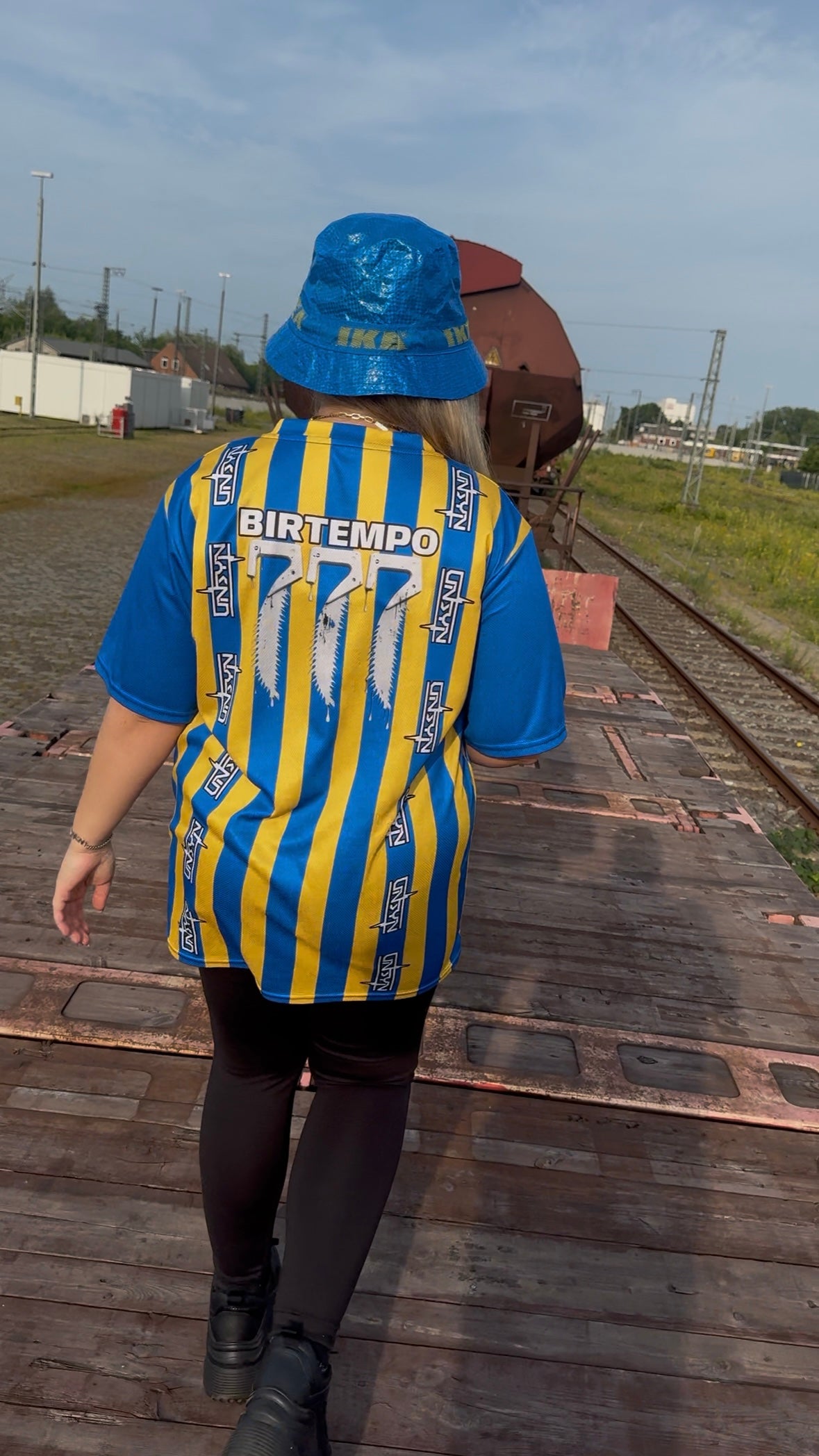 BIRTEMPO - UNISEX Short Arm Jersey Blue & Yellow Stripes 🍻